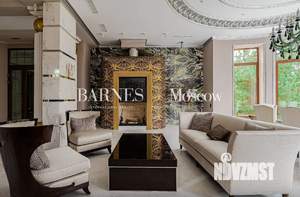 Дом 1400м&sup2;, 2-этажный, участок 23 сот.  