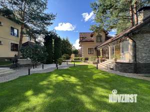 Коттедж 700м², 3-этажный, участок 17 сот.  