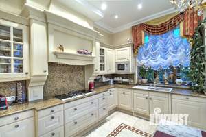 Дом 777м², 4-этажный, участок 30 сот.  