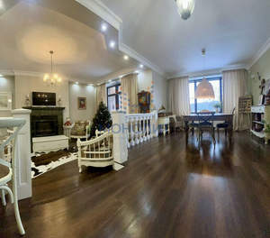 Дом 225м², 2-этажный, участок 2 сот.  