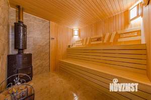 Дом 328м&sup2;, 1-этажный, участок 16 сот.  