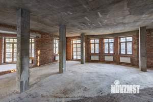 Дом 600м², 3-этажный, участок 19 сот.  