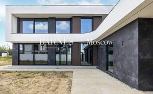 Дом 430м², 2-этажный, участок 16 сот.  