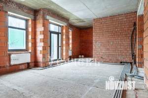 Дом 258м&sup2;, 2-этажный, участок 842 сот.  