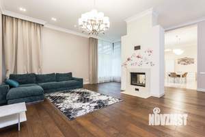 Дом 450м², 2-этажный, участок 7 сот.  