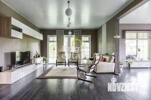 Дом 270м², 2-этажный, участок 12 сот.  