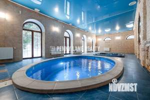 Дом 1500м², 4-этажный, участок 90 сот.  