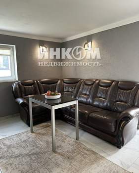 Дом 181м², 3-этажный, участок 6 сот.  