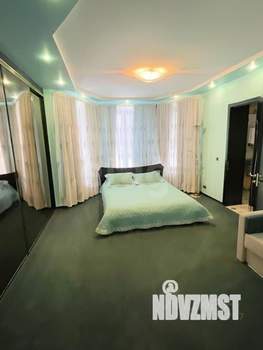 Дом 450м², 2-этажный, участок 33 сот.  