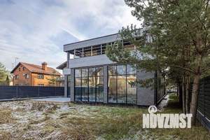 Дом 570м², 2-этажный, участок 12 сот.  