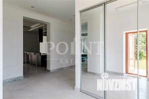 Коттедж 600м², 3-этажный, участок 26 сот.  