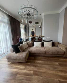 Дом 400м&sup2;, 3-этажный, участок 5 сот.  