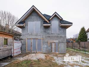 Коттедж 260м&sup2;, 2-этажный, участок 7 сот.  