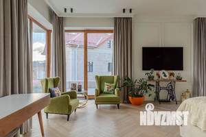 Дом 400м², 2-этажный, участок 18 сот.  