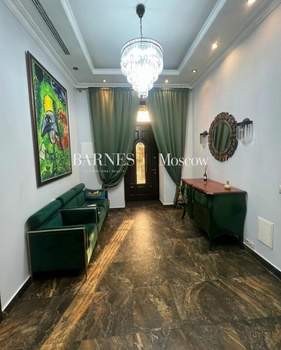 Дом 400м&sup2;, 3-этажный, участок 5 сот.  