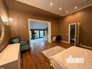 Коттедж 250м², 3-этажный, участок 25 сот.  