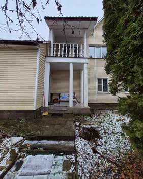 Дом 244м&sup2;, 2-этажный, участок 8 сот.  