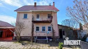 Дом 191м², 3-этажный, участок 17 сот.  