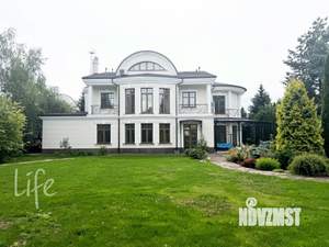 Дом 625м², 2-этажный, участок 18 сот.  