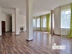Дом 420м², 2-этажный, участок 9 сот.  