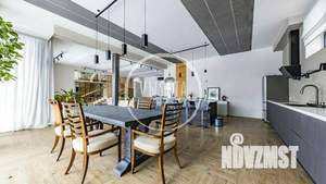 Коттедж 800м², 2-этажный, участок 15 сот.  