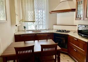 Дом 370м², 2-этажный, участок 11 сот.  