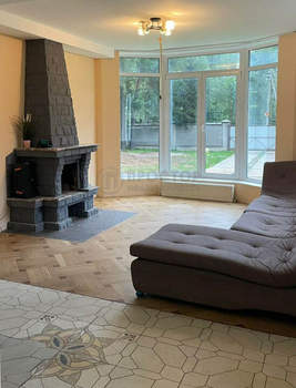 Дом 249м², 3-этажный, участок 6 сот.  