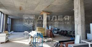 Дом 1400м², 3-этажный, участок 26 сот.  