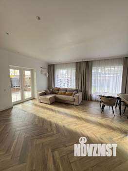 Дом 217м&sup2;, 2-этажный, участок 7 сот.  