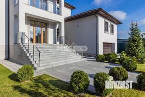 Дом 900м², 2-этажный, участок 18 сот.  