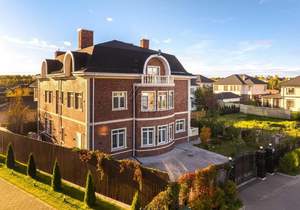 Дом 625м², 2-этажный, участок 8 сот.  