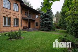 Дом 370м², 2-этажный, участок 12 сот.  