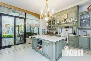 Коттедж 450м², 2-этажный, участок 7 сот.  
