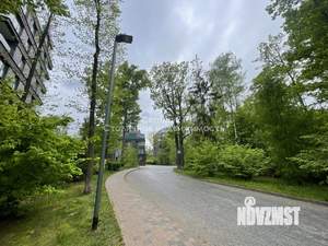 Дом 1110м², 3-этажный, участок 60 сот.  