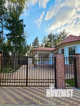 Коттедж 436м², 2-этажный, участок 15 сот.  