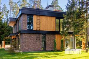 Дом 369м², 2-этажный, участок 17 сот.  