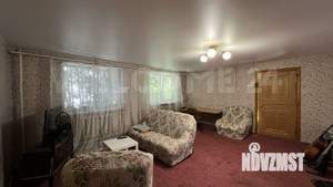 Коттедж 250м&sup2;, 3-этажный, участок 6 сот.  