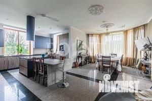 Коттедж 740м², 2-этажный, участок 21 сот.  