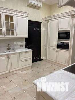 Коттедж 450м², 2-этажный, участок 12 сот.  