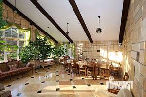 Коттедж 425м², 3-этажный, участок 15 сот.  