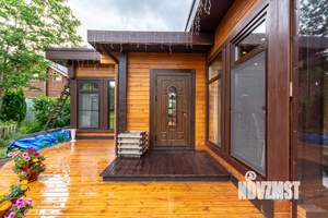 Дом 100м&sup2;, 1-этажный, участок 8 сот.  