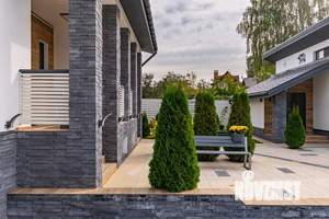 Дом 650м², 2-этажный, участок 9 сот.  