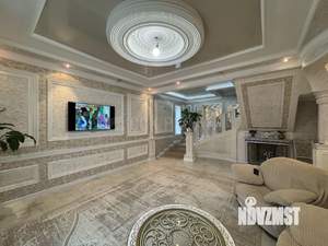 Дом 203м², 2-этажный, участок 5 сот.  