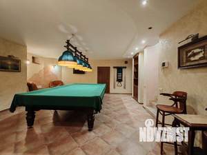 Коттедж 670м², 3-этажный, участок 16 сот.  