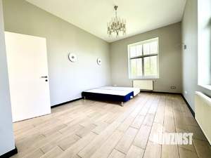 Таунхаус 463м², 4-этажный, участок 7 сот.  