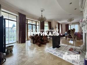 Дом 650м², 3-этажный, участок 18 сот.  