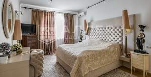 Дом 760м², 3-этажный, участок 30 сот.  