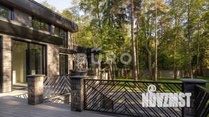Дом 1700м², 2-этажный, участок 46 сот.  