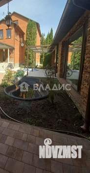 Дом 280м², 2-этажный, участок 15 сот.  