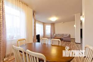 Коттедж 420м², 3-этажный, участок 9 сот.  
